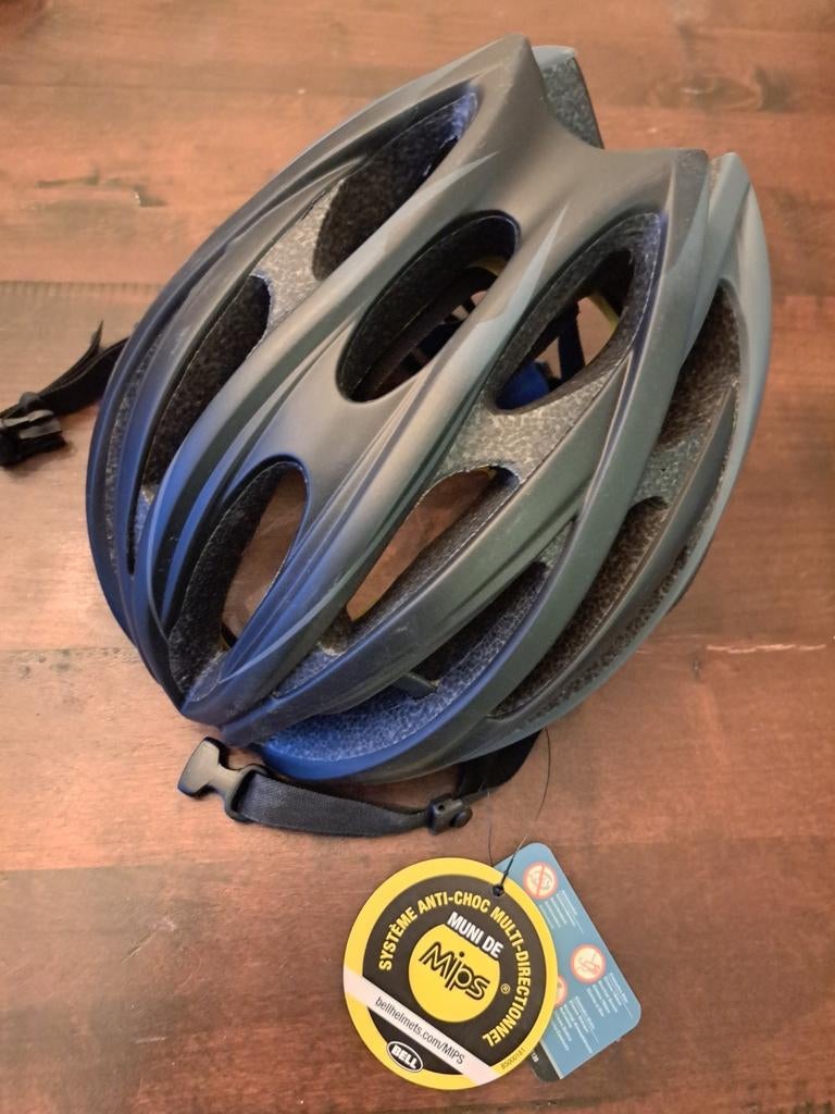 Fietshelm maat M, Fietsen en Brommers, M, Nieuw, Ophalen of Verzenden, Bell