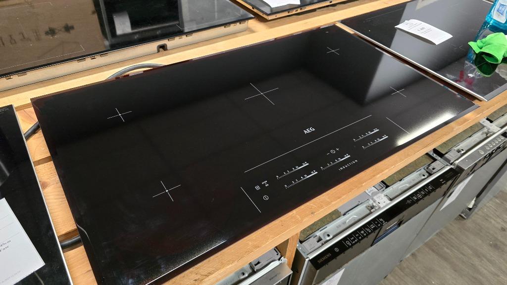 AEG inbouw inductie kookplaat HK955420FB //3 FASE//, Ophalen, Refurbished, Inbouw, Inductie