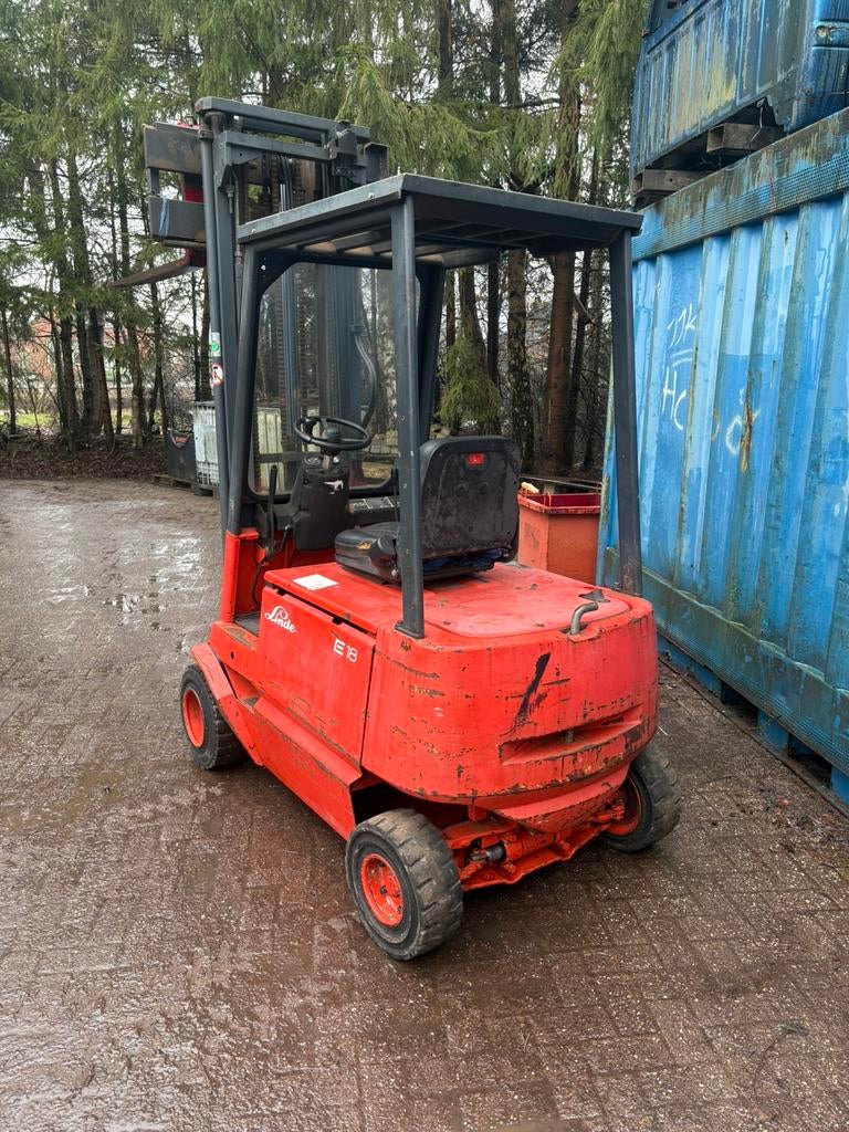 Linde heftruck onderdelen., Ophalen