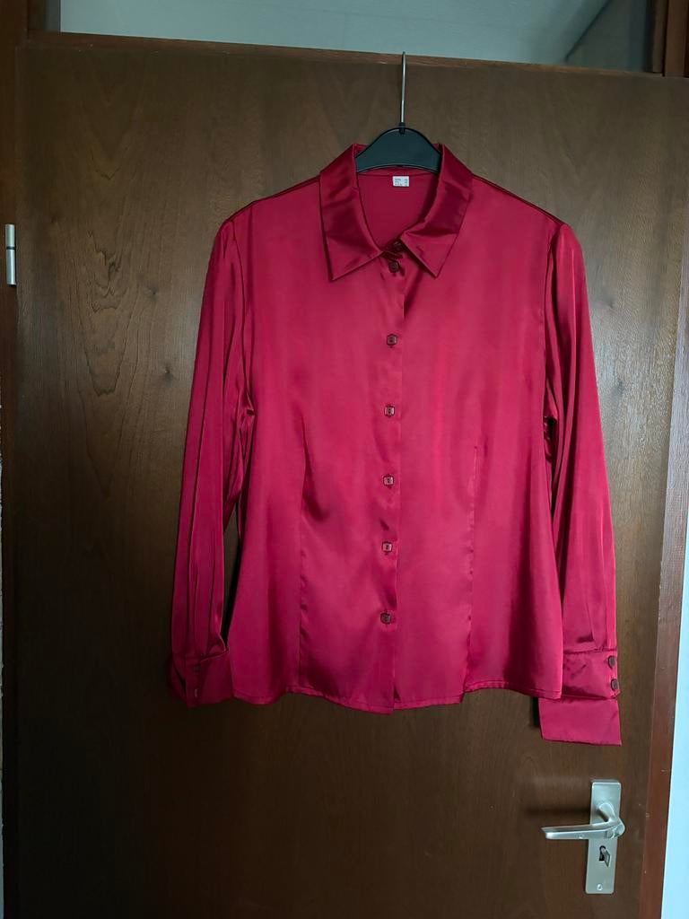 Blouse/ damesbloes maat 42 donkerrood, Ophalen of Verzenden, Zo goed als nieuw, Maat 42/44 (L), Rood