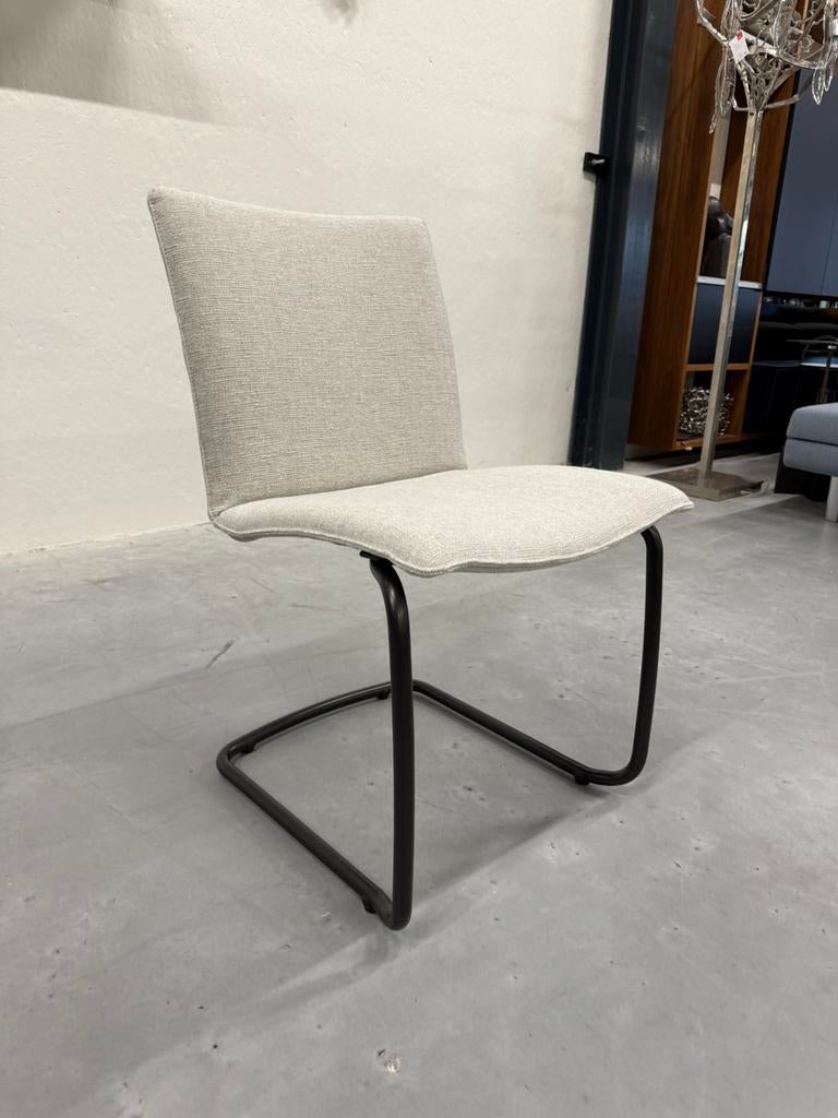 Nieuw Leolux Freyr eetkamerstoel Evla stof Design stoel, Huis en Inrichting, Stoelen, Leolux, Overige kleuren, Nieuw, Ophalen of Verzenden