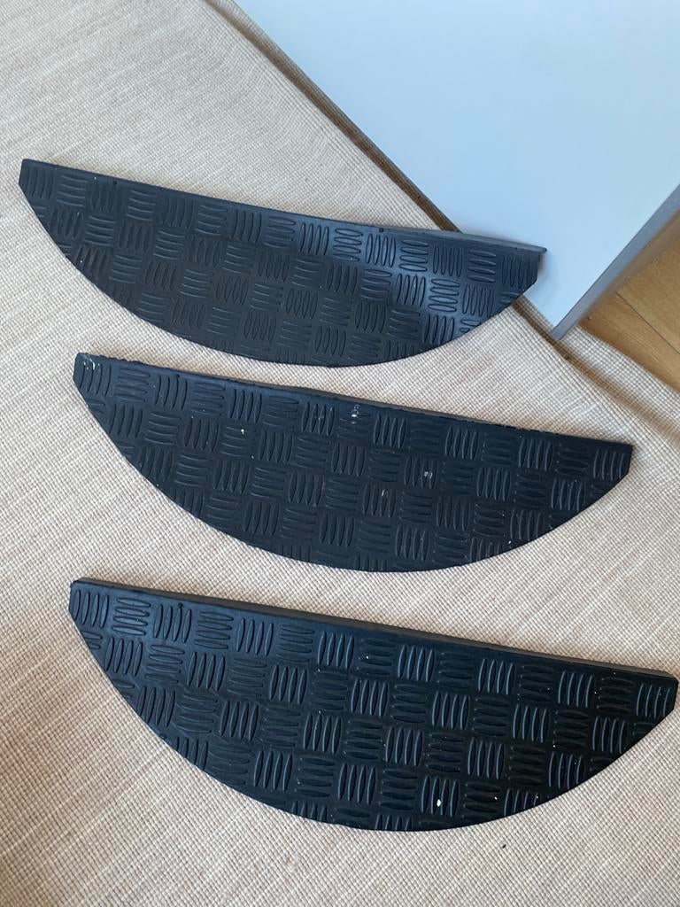 12 Zwarte Trapmatten - Bescherming en Stijl, Ophalen, Minder dan 50 cm, Zwart, Overige vormen