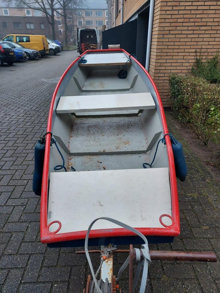 Opknapper: Stalen boot 4.20m met trailer en 2 motoren, Watersport en Boten, Ophalen, Gebruikt