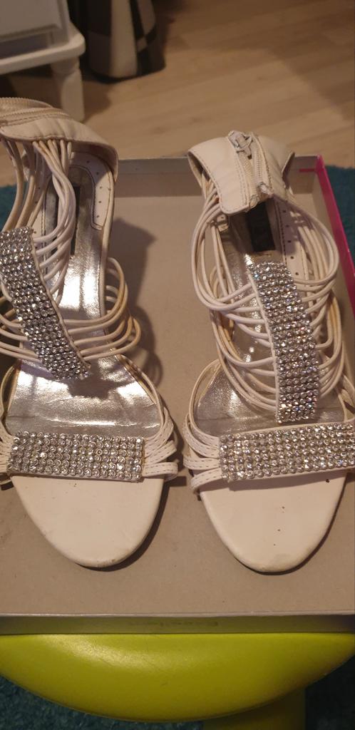 Witte hakken met strass, maat 36, Ophalen of Verzenden, Gedragen, Wit, Pumps
