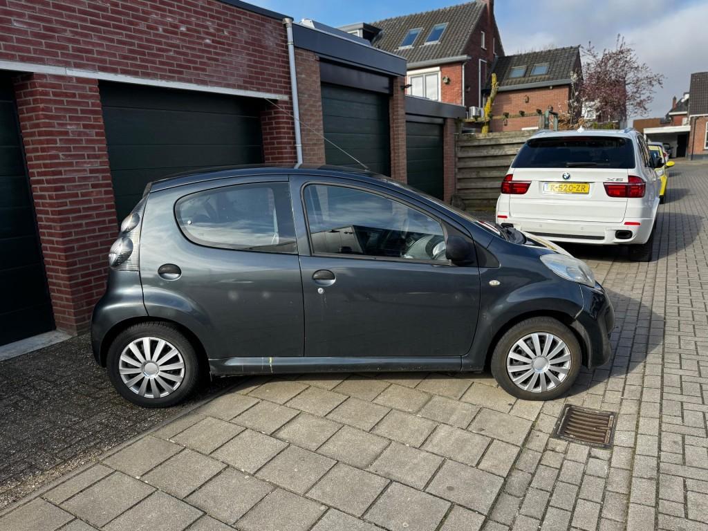 Citroen C1  1.0I SÉDUCTION / APK NIEUW! / ZUINIG EN GOEDKOO, Voorwielaandrijving, Gebruikt, 4 stoelen, C1