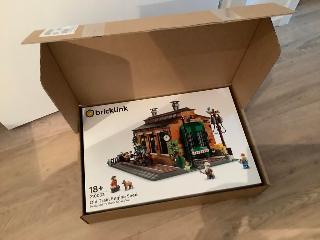 Lego Bricklink Designer Program Oude treinloods 910033 NIEUW, Ophalen of Verzenden, Nieuw, Complete set, Lego