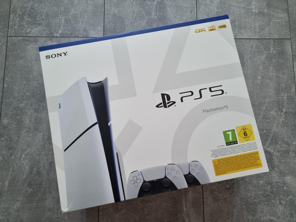 Playstation 5 (PS5) Slim + 2 Controllers (Nieuw + Garantie), Spelcomputers en Games, Spelcomputers | Sony PlayStation 5, Ophalen of Verzenden