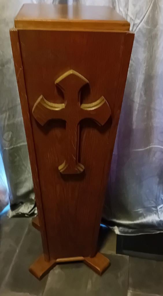 Mooie kerkzuil met kruis, Antiek en Kunst, Ophalen