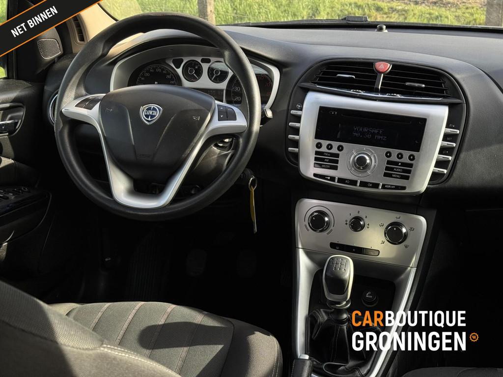 Lancia Delta 1.4-16V Argento 5D | AIRCO | NIEUWE APK, Voorwielaandrijving, Stof, 4 cilinders, Beige