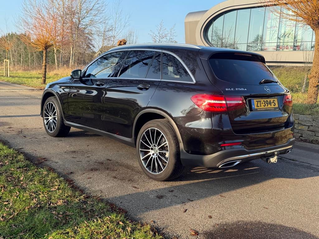 Mercedes-Benz GLC 250 d 204pk 4MATIC 9G-TRONIC 2015 Zwart, Auto's, Automaat, 2500 kg, Zwart, GLC