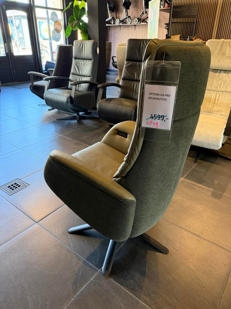 De toekomst Twice 226 pro relaxfauteuil met opties, Verzenden, Minder dan 75 cm, Nieuw, Leer