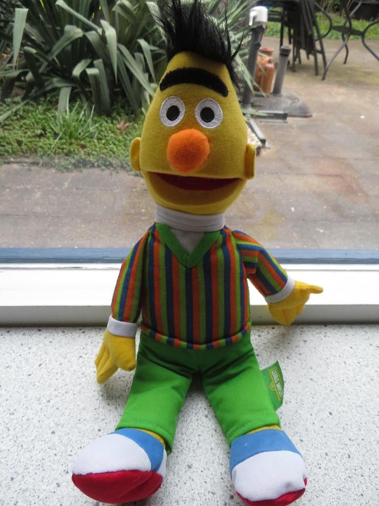 Sesamstraat Bert zachte pop Sesame Workshop uit 2017, Overige karakters, Overige typen, Ophalen of Verzenden, Zo goed als nieuw