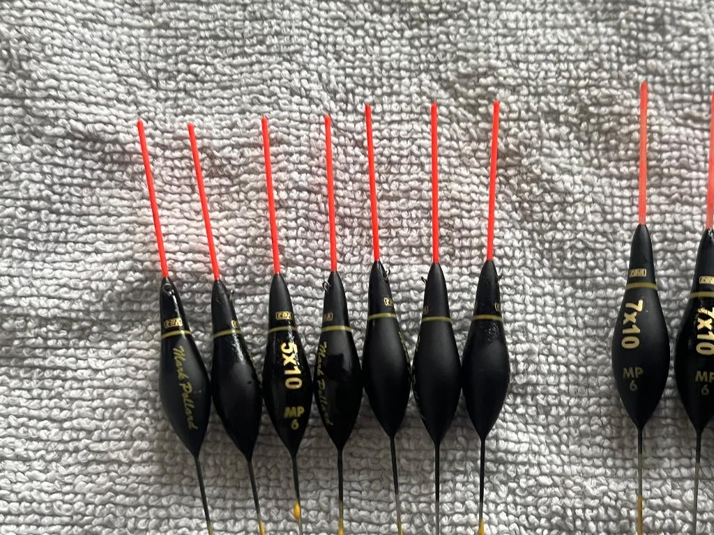 adv 334 / NIEUW set 11 dobbers FOX, Watersport en Boten, Hengelsport | Witvissen, Ophalen of Verzenden, Nieuw, Dobber of Lood