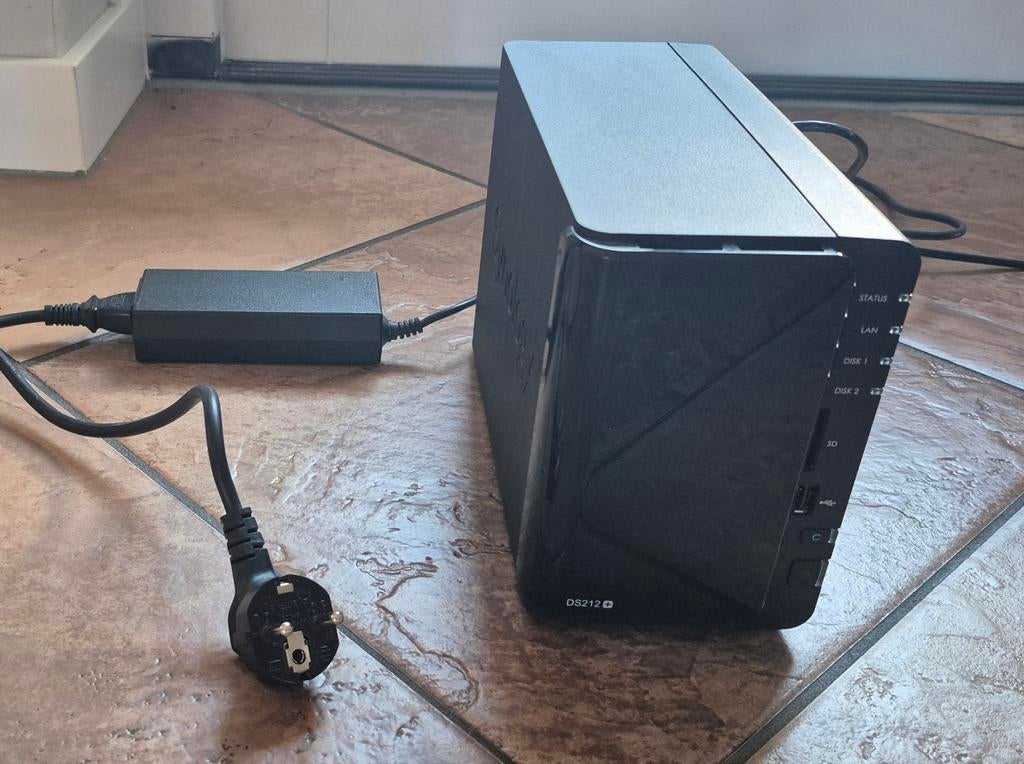 Synology NAS DS212+ netwerkschijf station (excl. HDD's), Computers en Software, NAS, Ophalen, Gebruikt