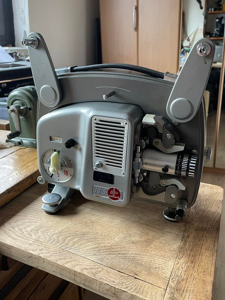 Filmprojektor, Verzamelen, Fotografica en Filmapparatuur, Ophalen, 1960 tot 1980, Projector