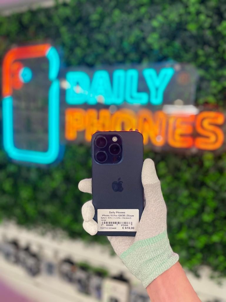 Zo goed als nieuw Apple iPhone 15 Pro 128GB, Ophalen of Verzenden