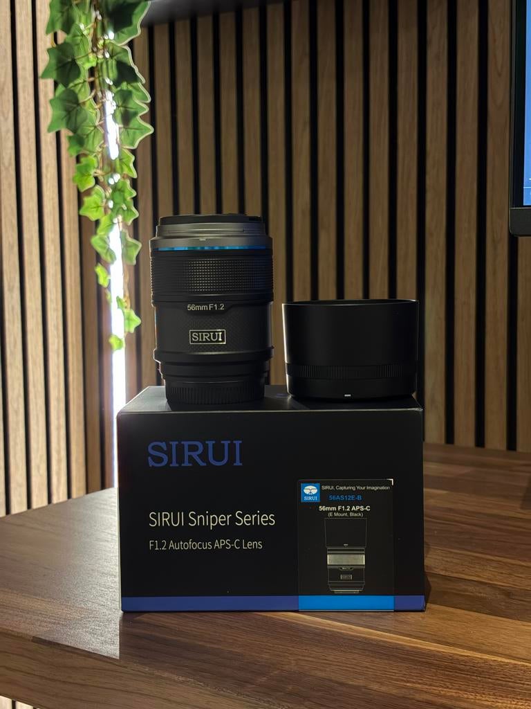 Sirui Sniper 56mm F1.2 APS-C Sony E-Mount lens, Ophalen of Verzenden, Zo goed als nieuw, Standaardlens