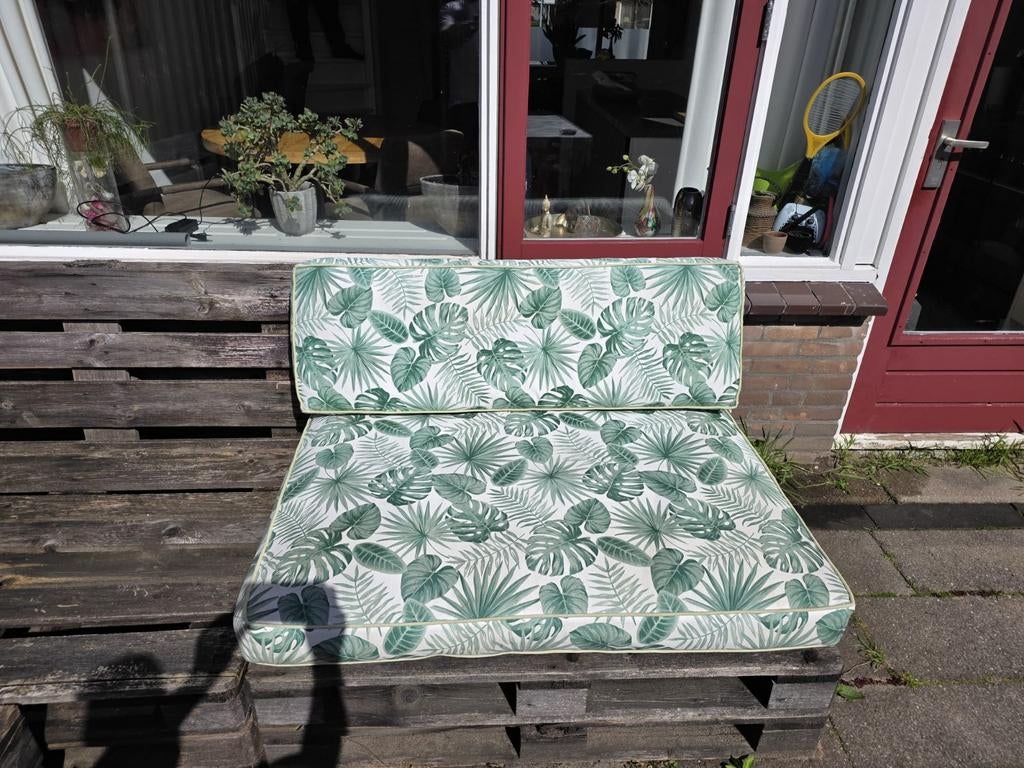 Pallet hoek/tuinbank met kussens, Ophalen, Gebruikt, Hout