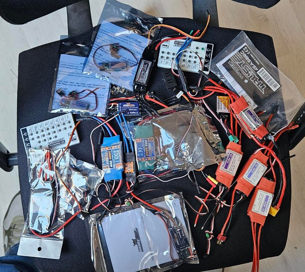 20 Regelaars van Turnigy, HobbyKing, multiplex ESC's., Ophalen of Verzenden, Nieuw