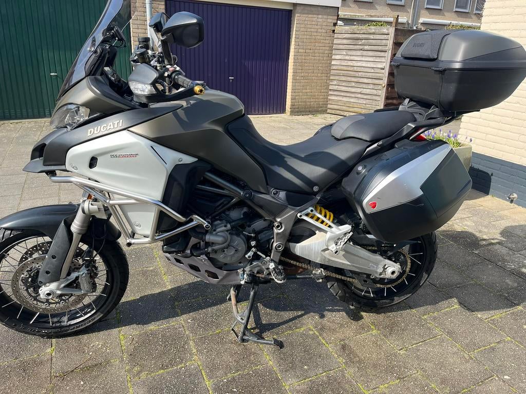 Ducatie Multistrada 1200 enduro, 2 cilinders, Handvatverwarming, Particulier, Toermotor