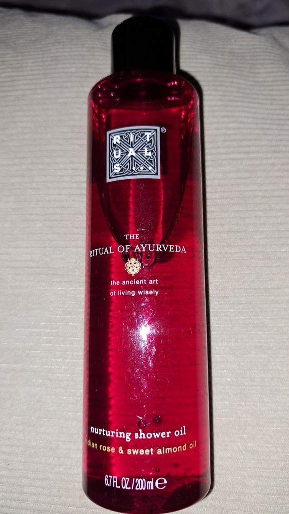 Showeroil 200ml, Sieraden, Tassen en Uiterlijk, Uiterlijk | Lichaamsverzorging, Ophalen of Verzenden, Nieuw, Bad & Douche