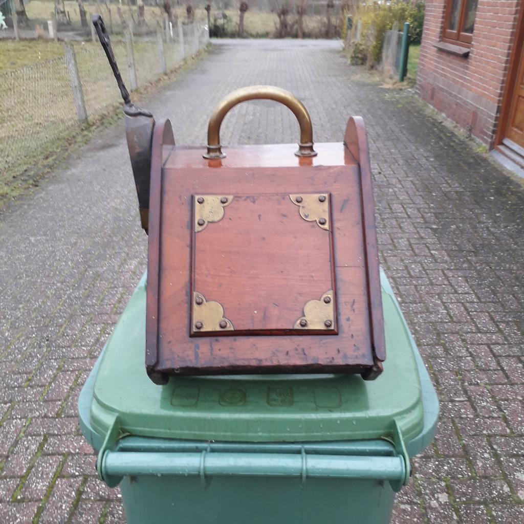 Victoriaanse kolenbak 1880 koper beslag en mahonie hout, Ophalen