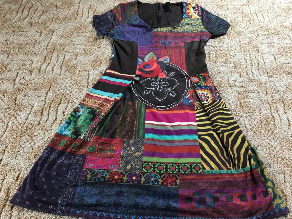 Desigual jurk luxe maat m, de jurk was 110 euro in de winkel, Ophalen of Verzenden, Zo goed als nieuw, Maat 38/40 (M), Onder de knie