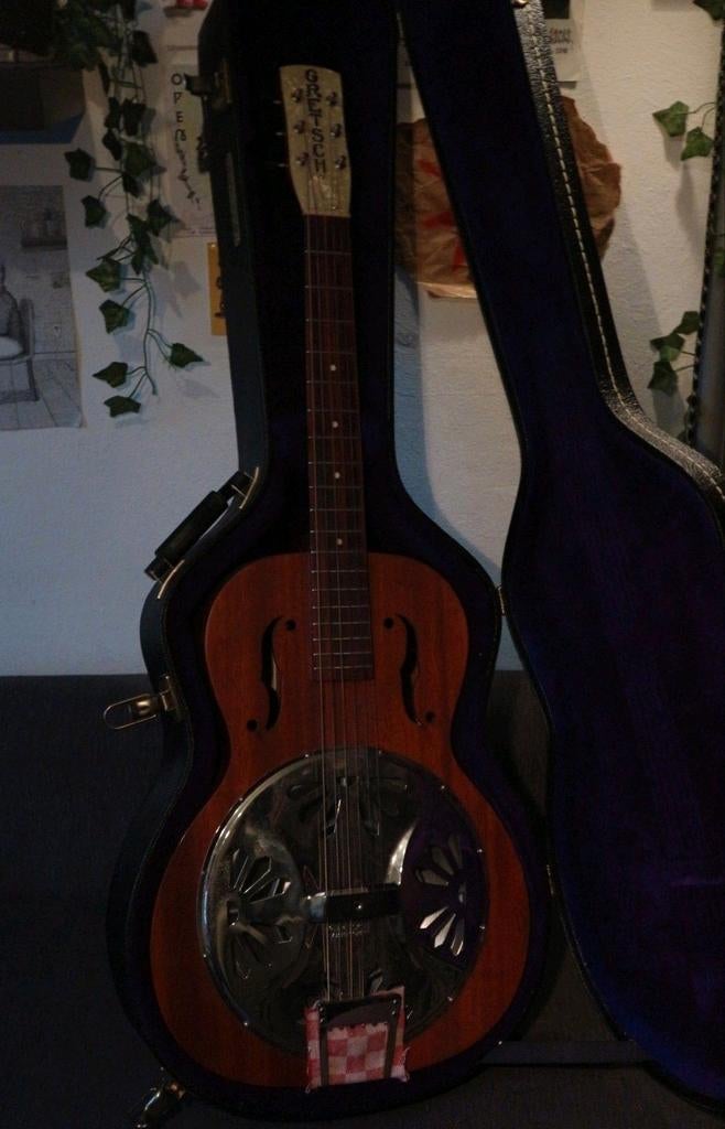 Gretsch resonator + Gretsch case, Ophalen of Verzenden, Zo goed als nieuw, Resonator- of Dobrogitaar