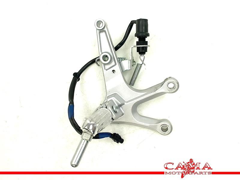 SCHETSPLAAT RECHTS VOOR Yamaha (MK-31WD-3), Dhr. S. di Majo, Gebruikt, Info@cama-motorparts.nl, P.J. Troelstraweg 8 8
3144 CX  MAASSLUIS, NL