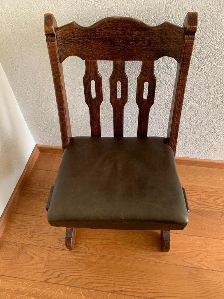 Stevige stoel met leren zitting, Ophalen