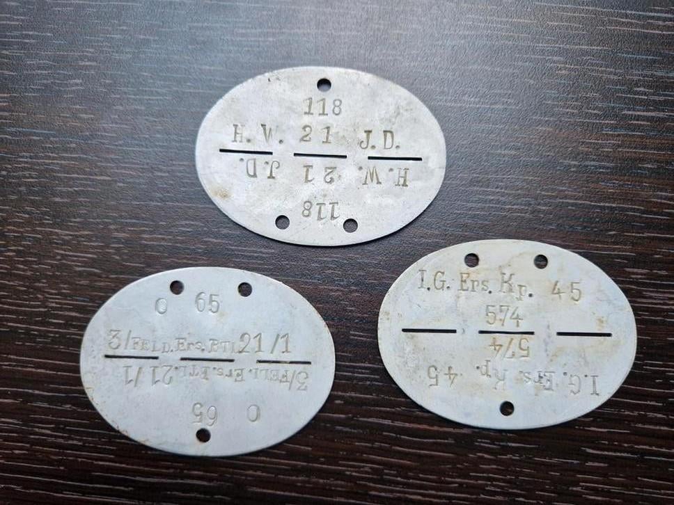 Duitse dog tags (erkennungsmarken), Ophalen of Verzenden, Duitsland, Embleem of Badge