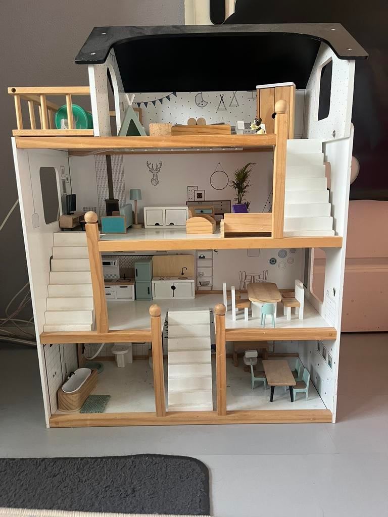 Net poppenhuis incl. accessoires, Ophalen, Zo goed als nieuw, Poppenhuis