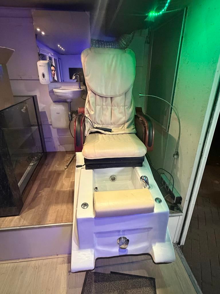 Luxe Spa Pedicure stoel met voetenbad, Massage