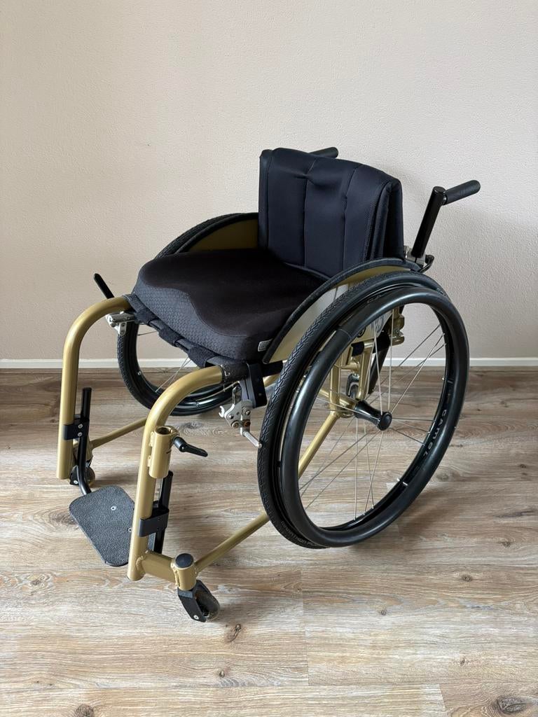 Maatwerk Sport Rolstoel, Ophalen, Gebruikt, Handbewogen rolstoel