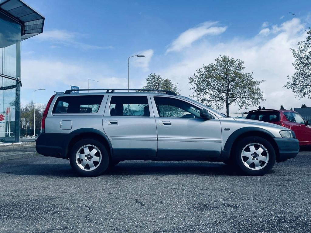 Volvo XC70 2.5 T|Benzine / LPG| NAP|Onderhoud|, 1714 kg, XC70, 2521 cc, Handgeschakeld