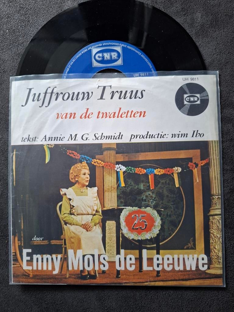 Juffrouw Truus van de twaletten - Enny Mols de Leeuwe, Gebruikt, 7 inch, Single, Ophalen of Verzenden