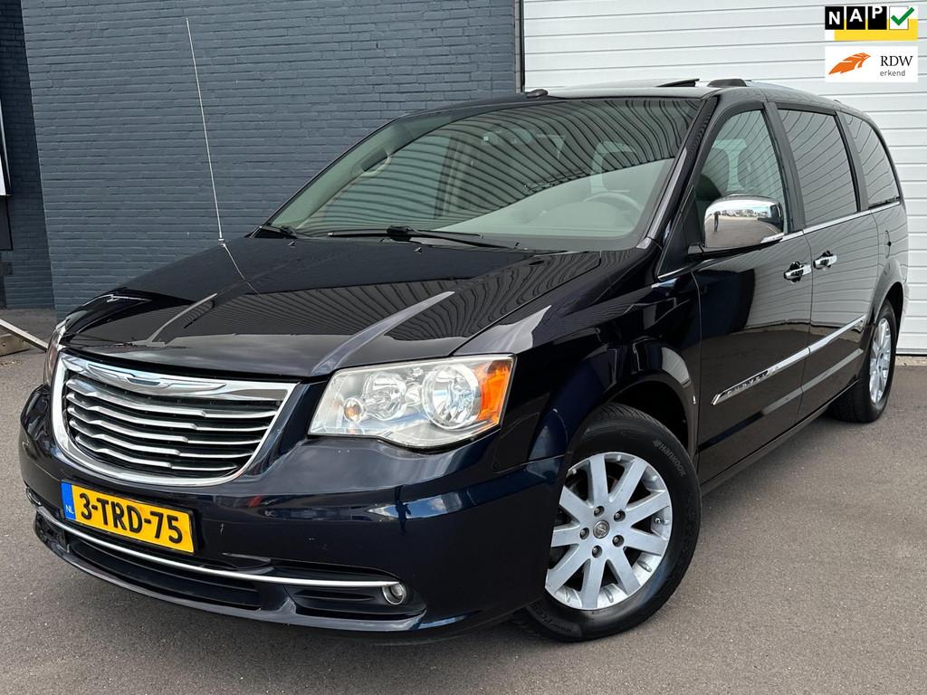 Chrysler Town & Country 3.6 V6 AUTO/ELEKTRISCHEDEUR/VOLLEDER, Auto's, Chrysler, Euro 5, 450 kg, Gebruikt, Parkeercamera