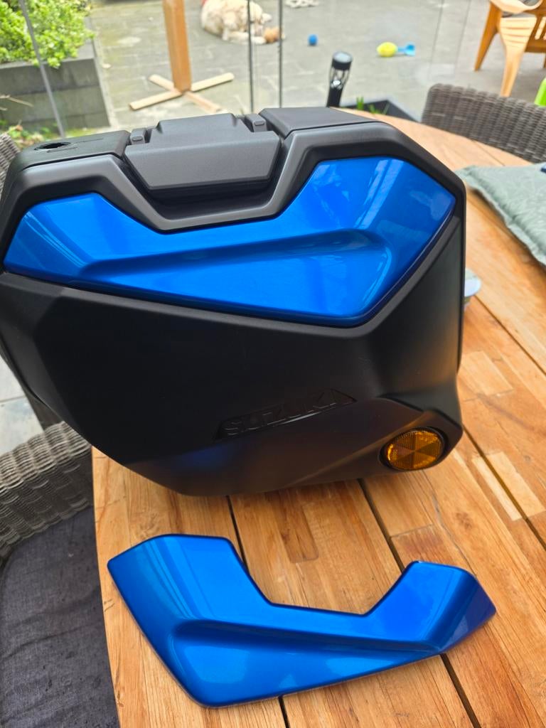 Kleurplaten voor Suzuki GSX 1000 GT Kofferset (Blauw), Motoren, Ophalen of Verzenden