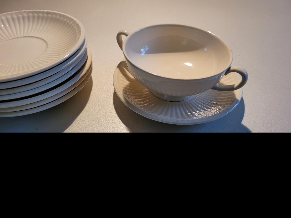 Wedgwood Edme soepkom met schotel 6 stuks, Ophalen of Verzenden, Zo goed als nieuw, Wedgwood, Kop(pen) en/of Schotel(s)