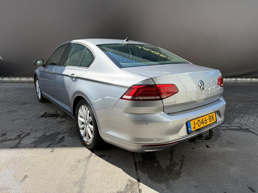 Volkswagen Passat 1.4 TSI Comfortline Business Automaat, Gebruikt, 4 cilinders, 690 kg, Sedan