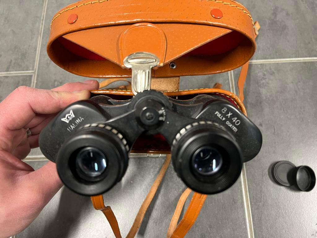 Halina 8x40 Verrekijker met draagtas - Fully Coated, Gebruikt, 8 tot 12x, Met hoes of tas, Porro (met knik)