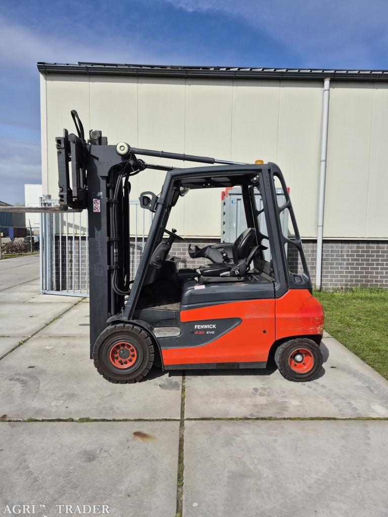 Linde E30-01 triplex sideshift vorkversteller bj 2011 3222 u