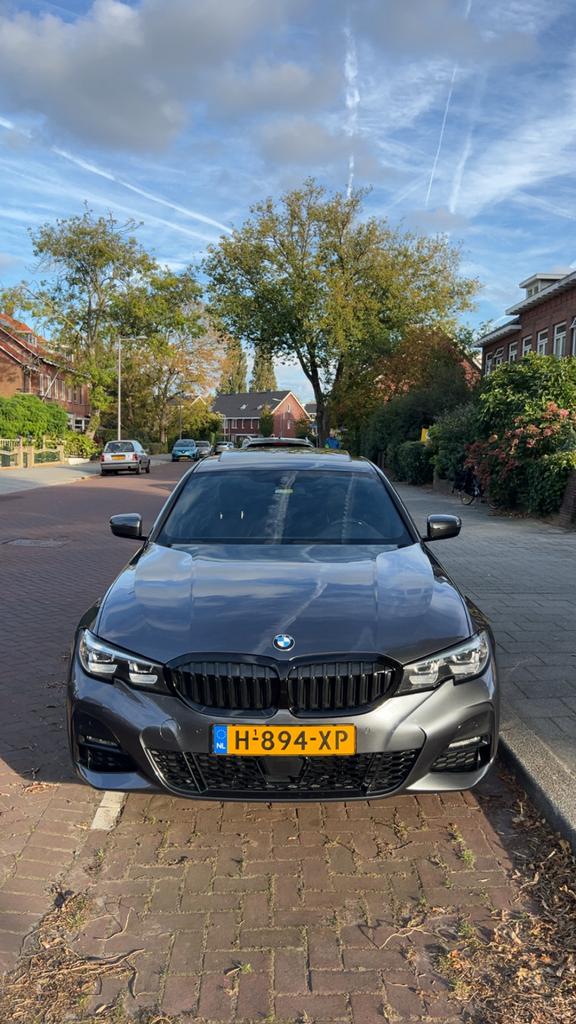 BMW 3-Serie 330i 258pk Aut 2019 Grijs, Automaat, 1998 cc, Achterwielaandrijving, 4 cilinders