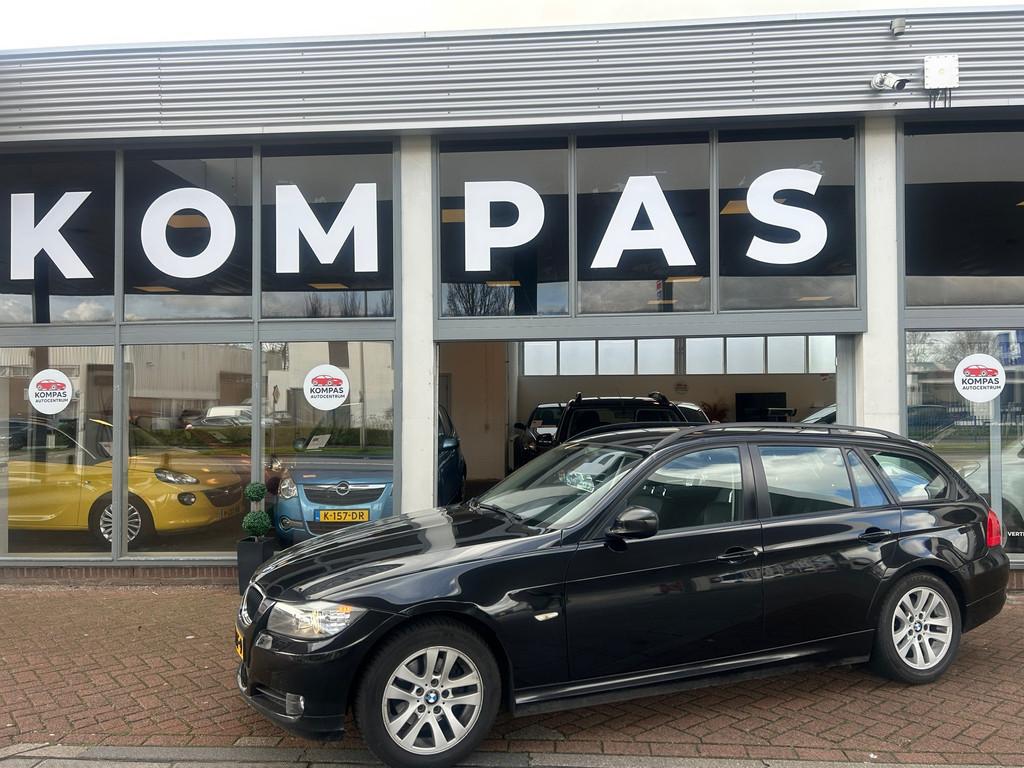 BMW 3-serie Touring 318i Business Line|Nw.KETTING|NAP|Navi|A, Auto's, BMW, Euro 5, Achterwielaandrijving, Zwart, Zwart