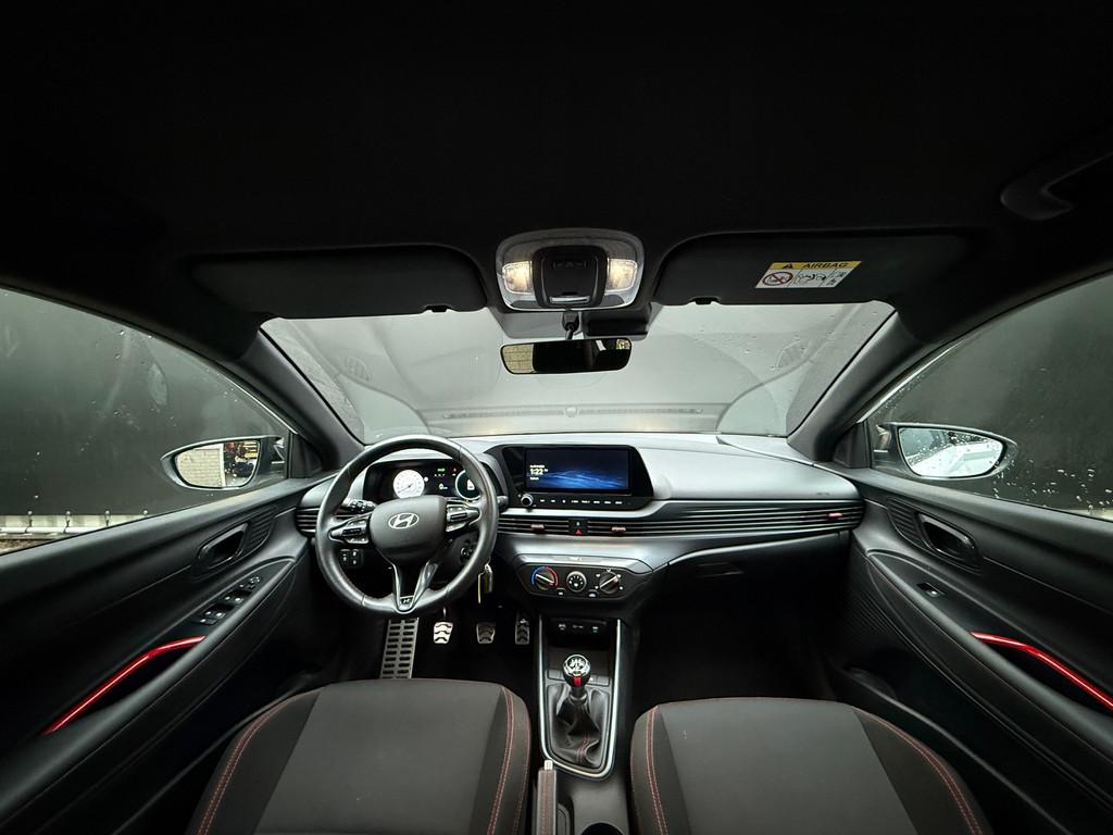 Hyundai I20 N Line 1.2 MPI i-Motion|Pano|Camera|Carplay|Spor, Voorwielaandrijving, Stof, Gebruikt, Zwart