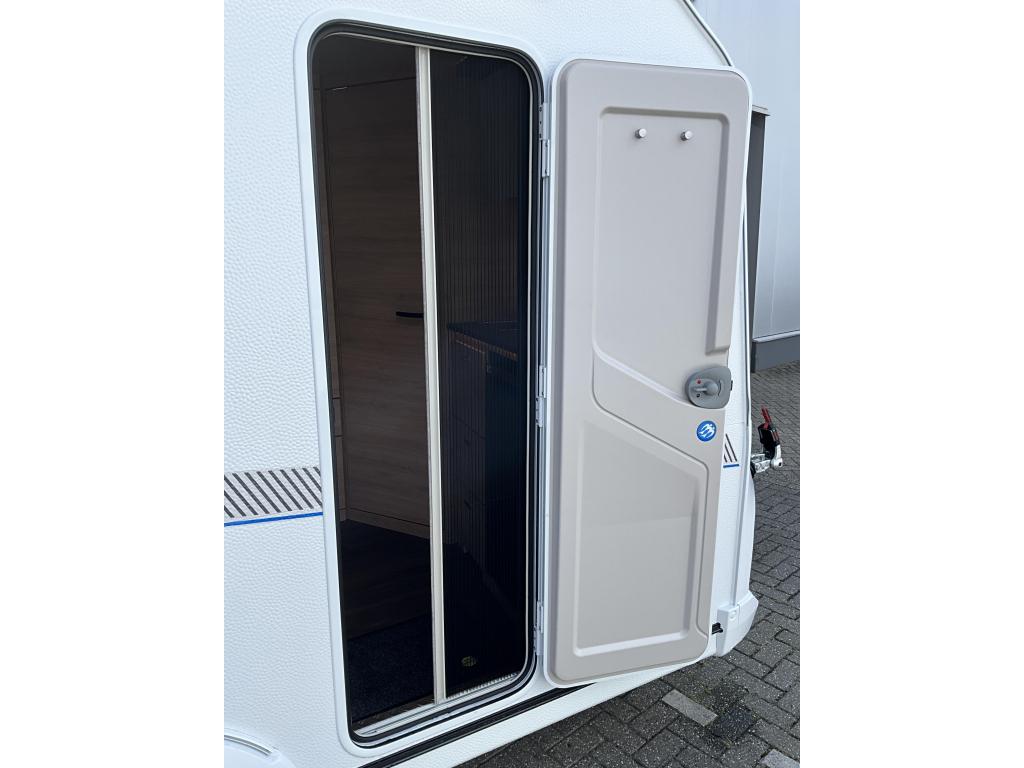 Knaus Yaseo 340 PX AIRCO-GRATIS MOVER, Standaardzit, Tot en met 2, Bedrijf, 750 - 1000 kg