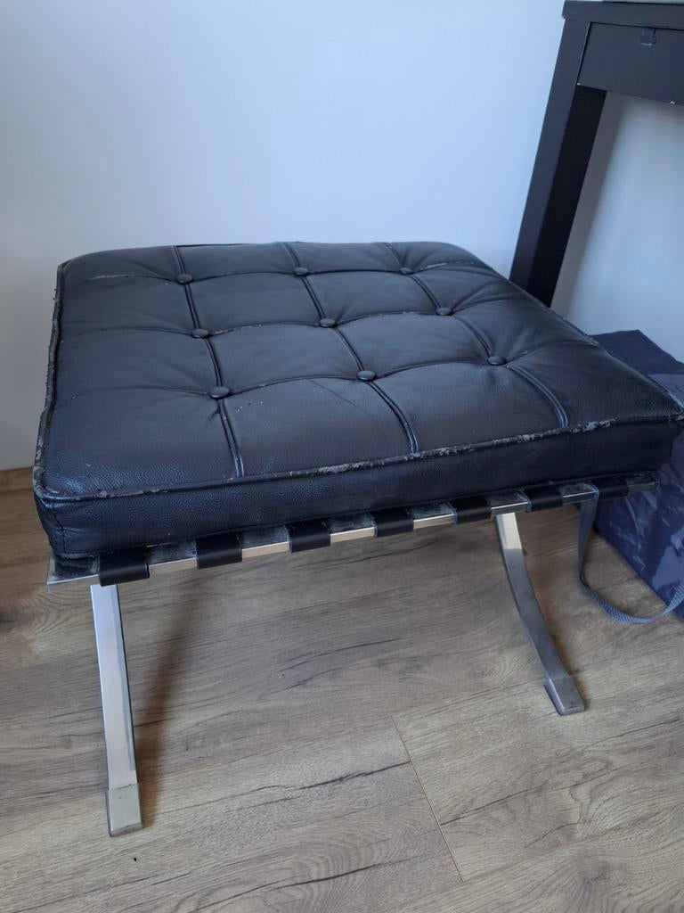 Hocker Barcelona chair imitatie, Ophalen, Gebruikt, Rechthoekig