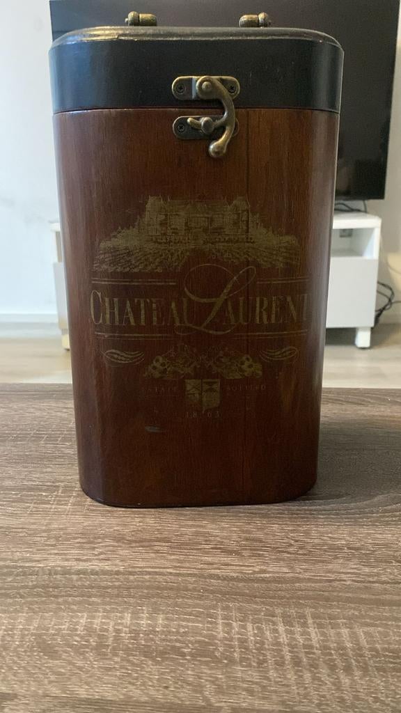 Houten Wijnkist Chateau Laurent -, Huis en Inrichting, Woonaccessoires | Wijnrekken, Gebruikt, Ophalen of Verzenden, Minder dan 5 flessen