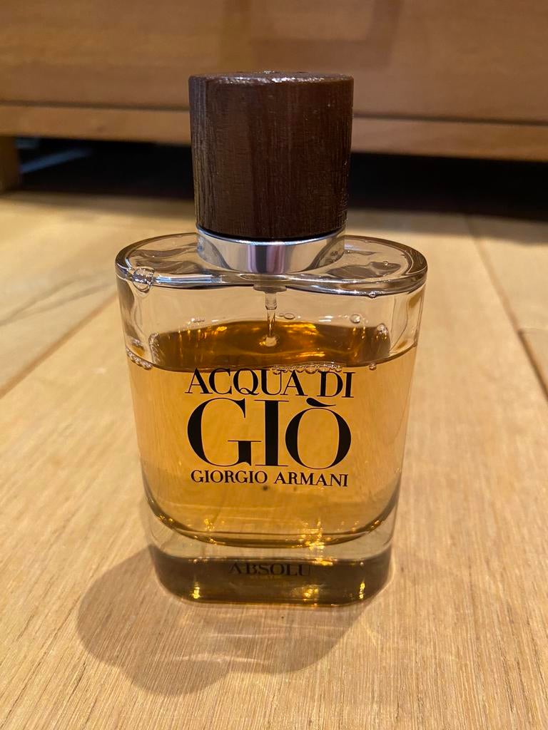 Giorgi Armani Absolut 75 ml Hugo Boss 100 ml, Sieraden, Tassen en Uiterlijk, Uiterlijk | Parfum, Ophalen of Verzenden, Zo goed als nieuw