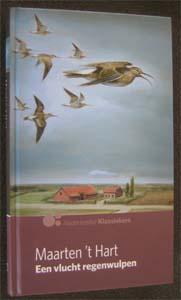 Maarten 't Hart : Een vlucht regenwulpen, Ophalen of Verzenden, Zo goed als nieuw